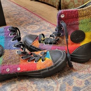 Plaid wool converse size 7